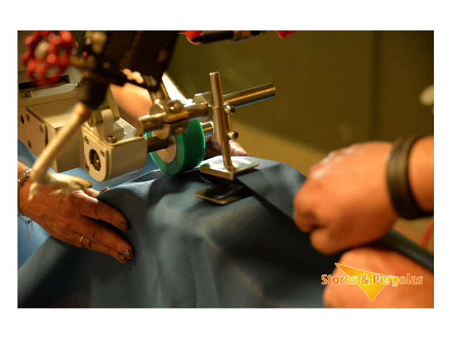 Kit de r&eacute;paration pour toiles de stores